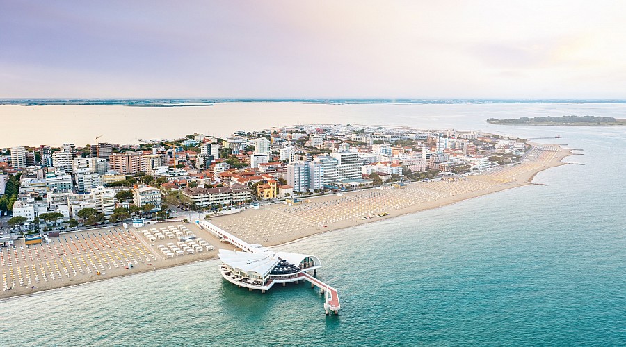 Spiaggia di Lignano Sabbiadoro Lignano Sabbiadoro - Lignano Sabbiadoro, Udine <span class='provincia_scheda_link'>(provincia)</span>