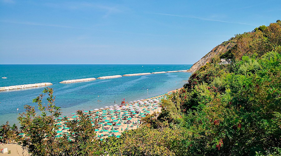 Spiaggia Libera di Gabicce Mare  - Gabicce Mare, Pesaro-Urbino <span class='provincia_scheda_link'>(provincia)</span>