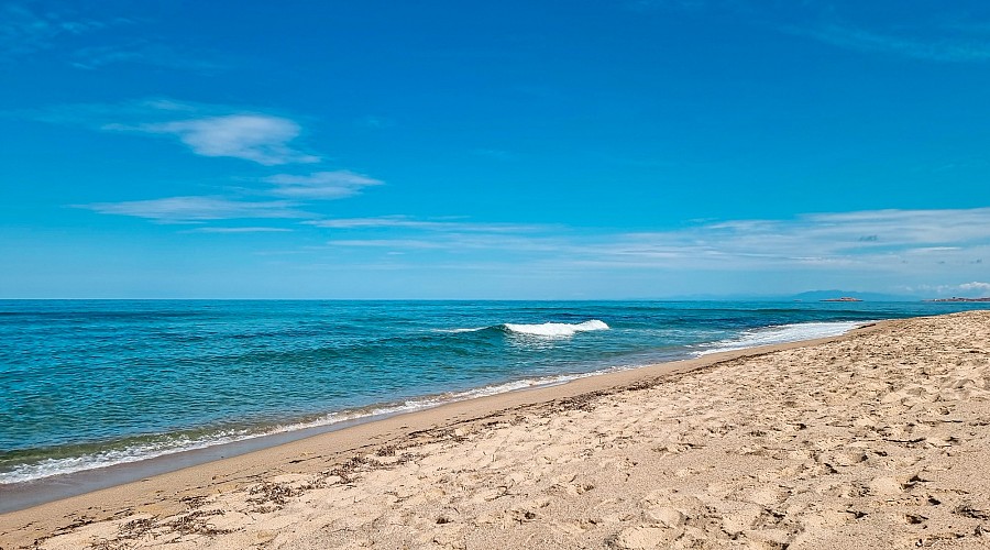 Spiaggia Poltu Biancu  - Badesi, Sassari <span class='provincia_scheda_link'>(provincia)</span>