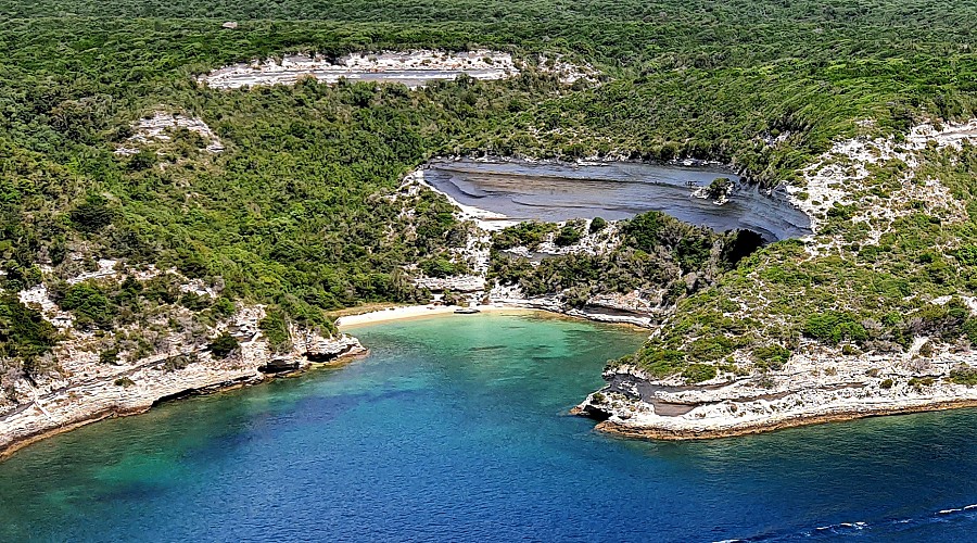 Spiaggia dell'Arinella  - Bonifacio, Corsica del sud <span class='provincia_scheda_link'>(provincia)</span>