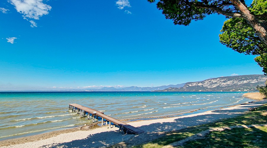 Spiaggia Pubblica di Bardolino  - Bardolino, Verona <span class='provincia_scheda_link'>(provinz)</span>